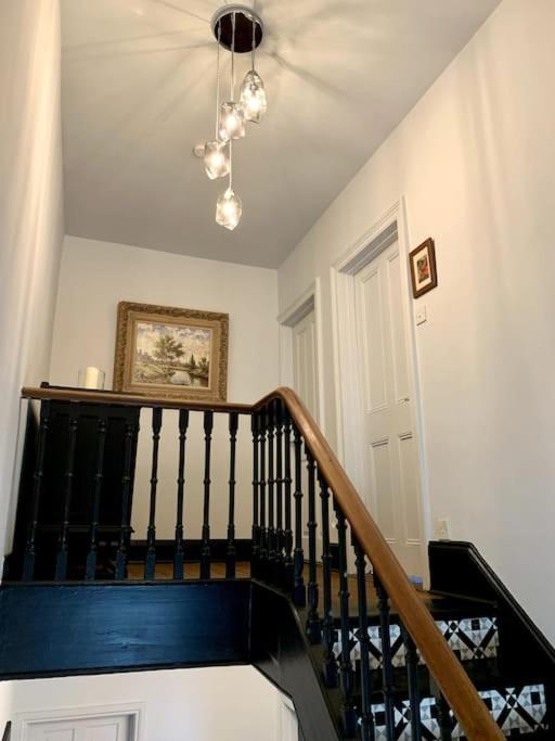 Chic Townhouse Near Tunnels Beaches イフラクーム エクステリア 写真