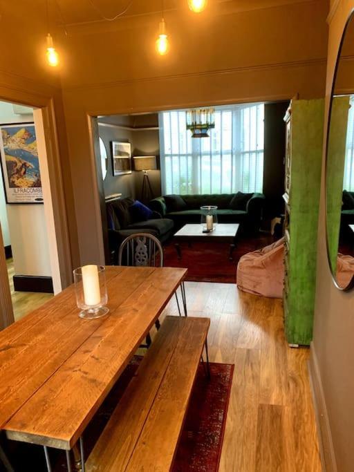 Chic Townhouse Near Tunnels Beaches イフラクーム エクステリア 写真